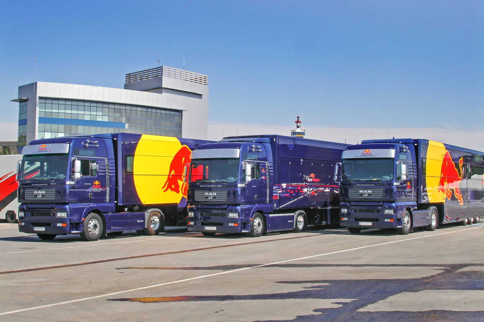 Transport Logistics Motorsport | Magirus Defense Systems GmbH